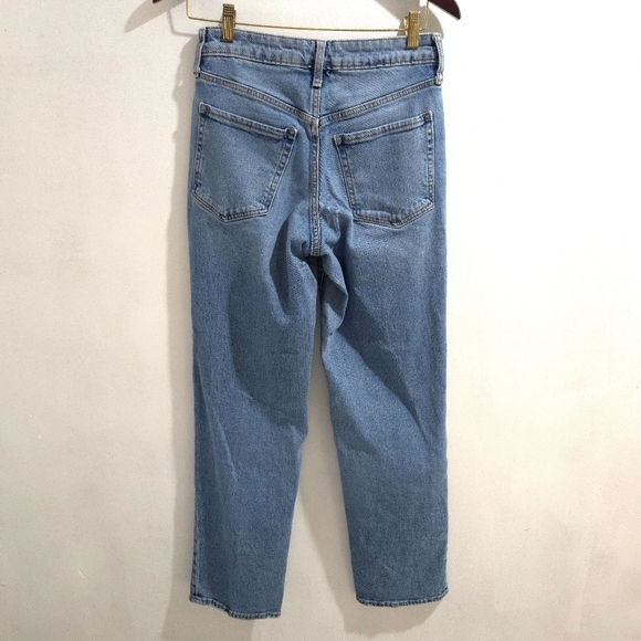 Old Navy | Classic Blue Distressed Women's Straight Leg Jean - Picture 8 of 12